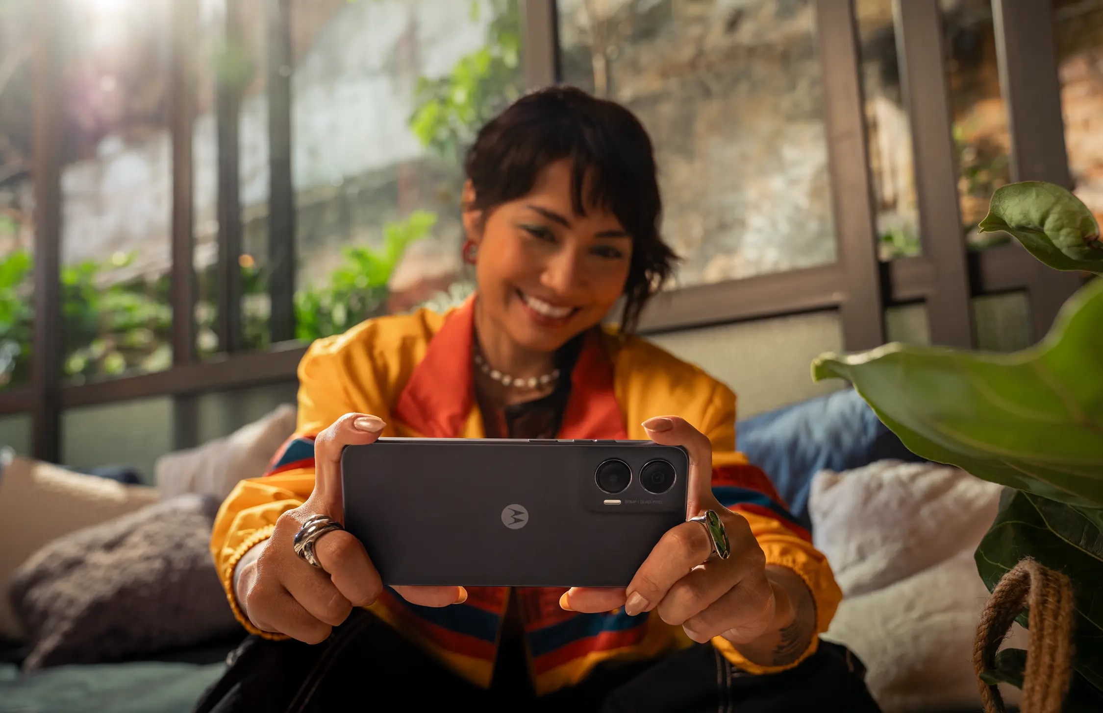 full background display