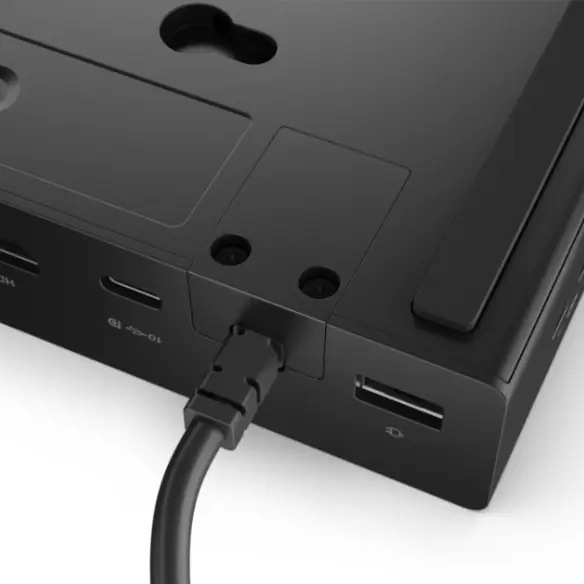 女性の日特別セール：USB-C 4K ドッキングステーション（電源付き