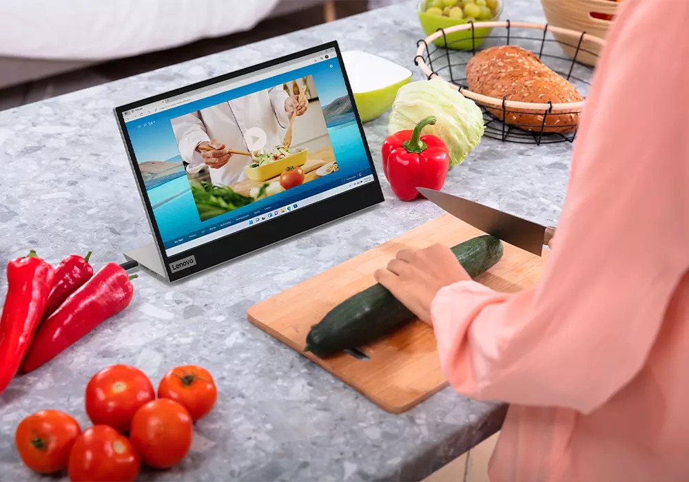 Lenovo L15 15.6-inch IPS FHD 60Hz USB-C Portable Monitor