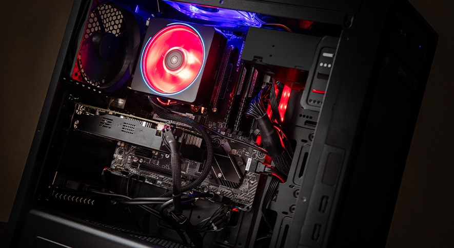 冷やすなら空冷と水冷のどちらがいい？