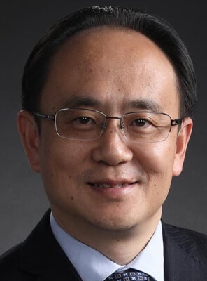 Portrait photo of Dr. Yong Rui