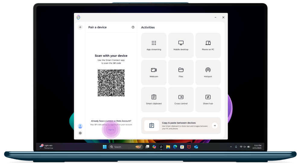 Un portable Lenovo affiche le tableau de bord principal du Smart Connect avec un code QR pour jumeler l’appareil.
