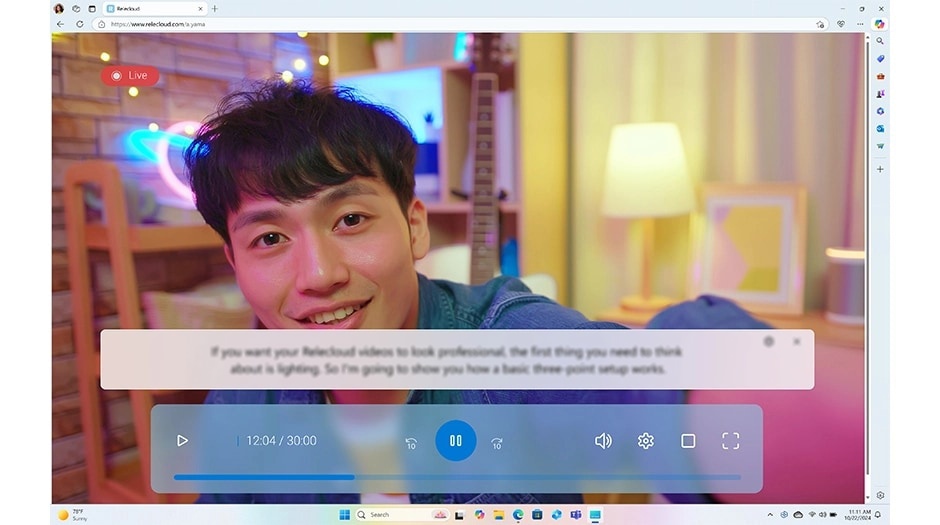 Enjoy Copilot+ Live Captions feature on the Lenovo Yoga AIO 32i (32” Intel) PC, providing real-time text translation for your audio-visual content.