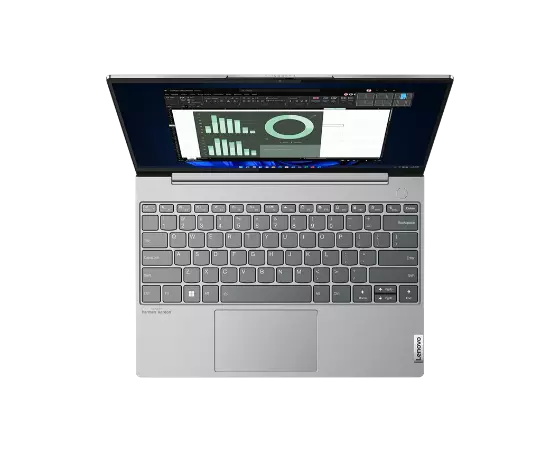 Vue directe de dessus du portable ThinkBook 13x Gen 2 Arctic Grey, ouvert à 110 degrés pour révéler le clavier extra large.