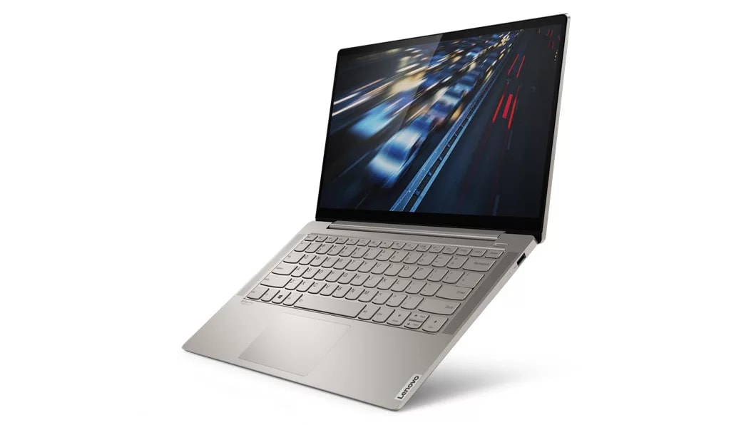 Right angle view of the Lenovo Yoga S740 (14'')