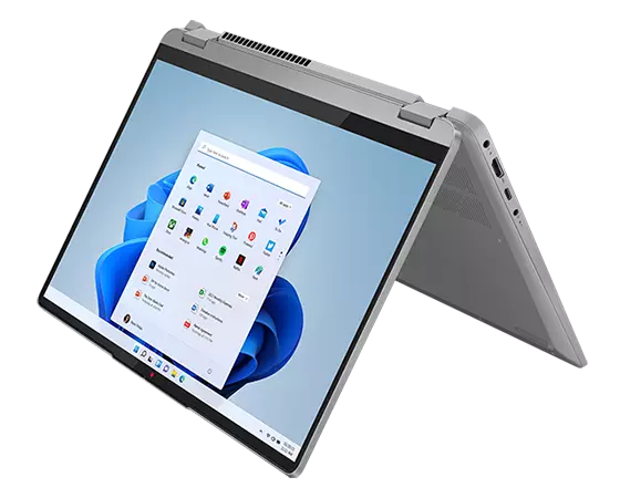 Portable IdeaPad Flex 5 Gen 8 en mode tente et orienté vers la gauche, avec l’écran allumé
