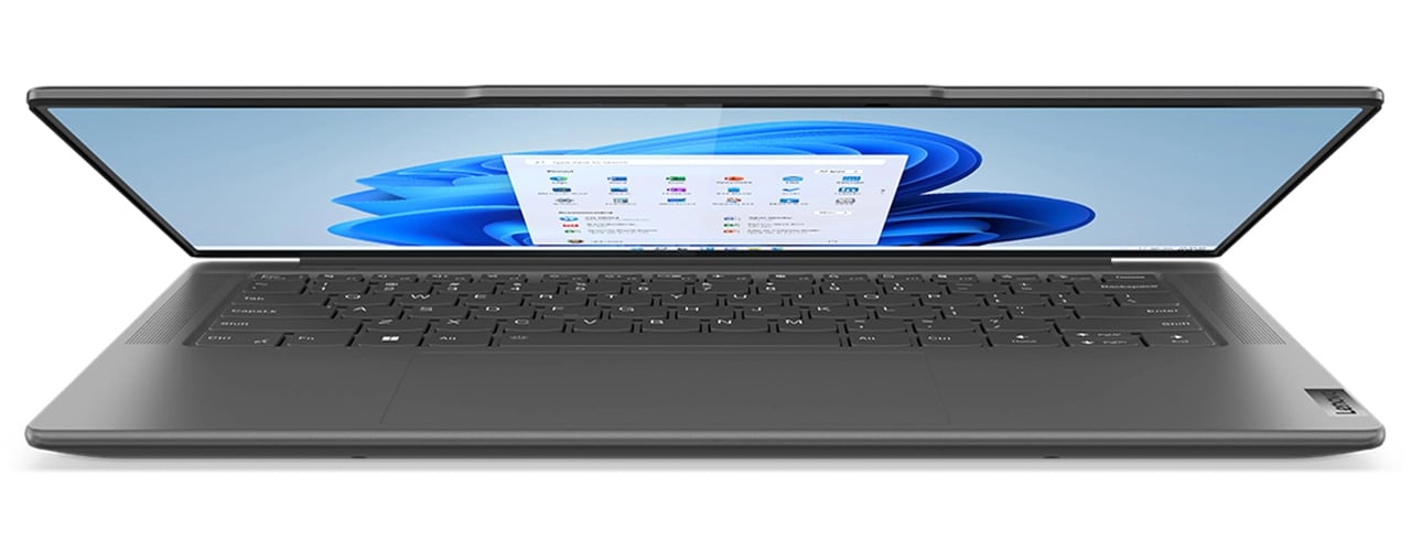 Вигляд спереду трохи відкритого ноутбука Lenovo Slim Pro 7 Gen 8