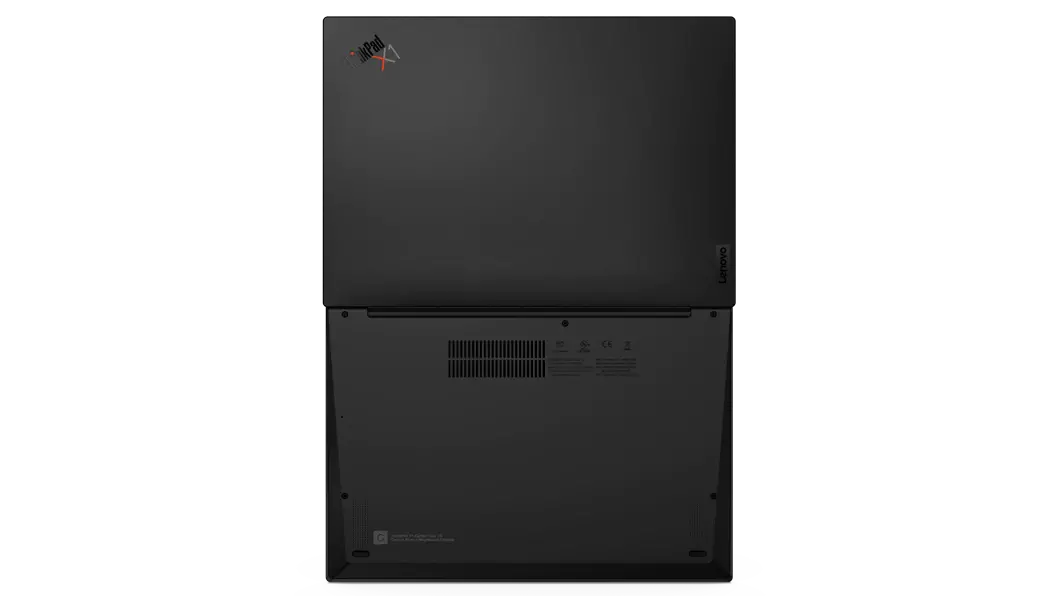 Vue de dessus de la partie inférieure du portable Lenovo ThinkPad X1 Carbon Gen 10 ouvert à 180 degrés.